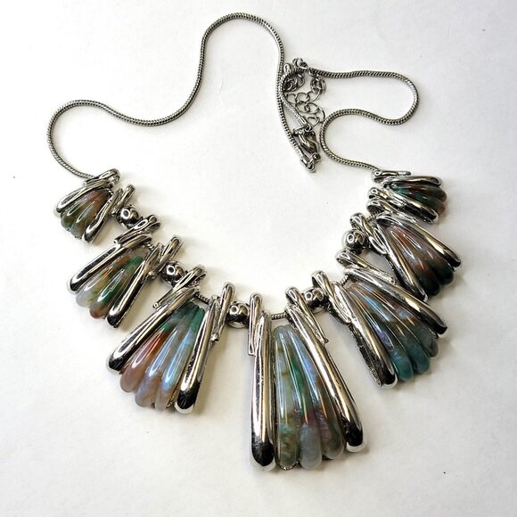 Colourful Bib Statement Necklace - Picture 15 of 16